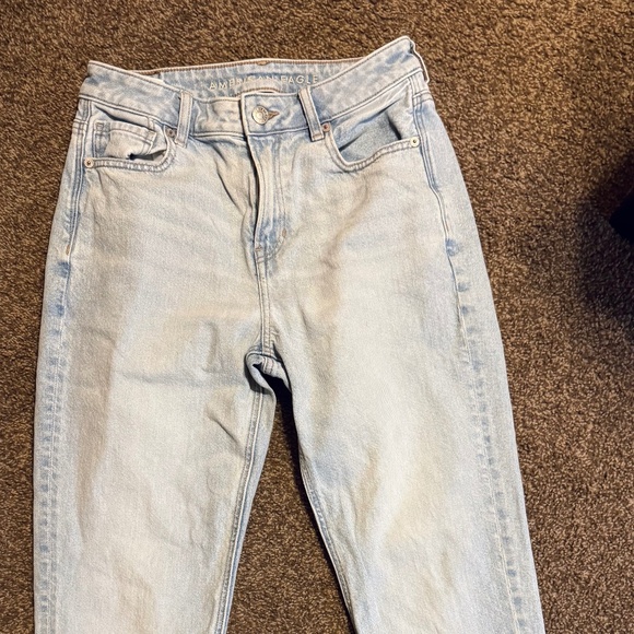 4r American Eagle “strigid mom jean” - Picture 1 of 4